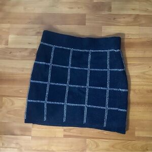 Elegant Black Checkered Pencil Skirt